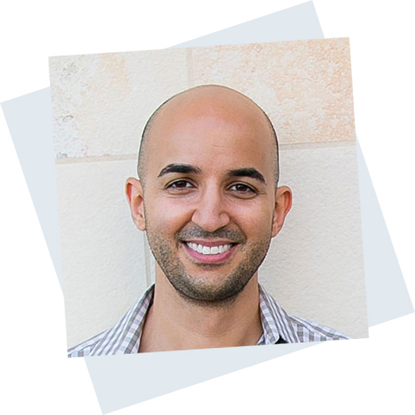 Jonathan Lahijani Headshot